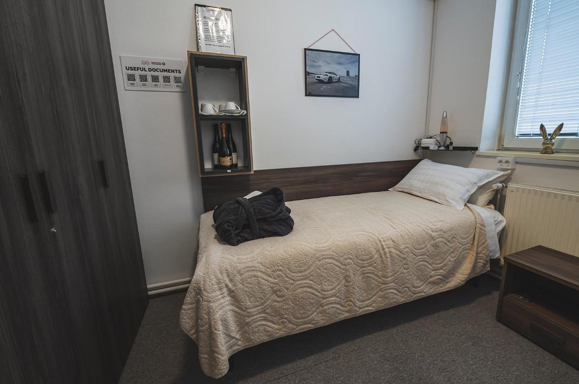 Do Avta Rooms Любляна Экстерьер фото