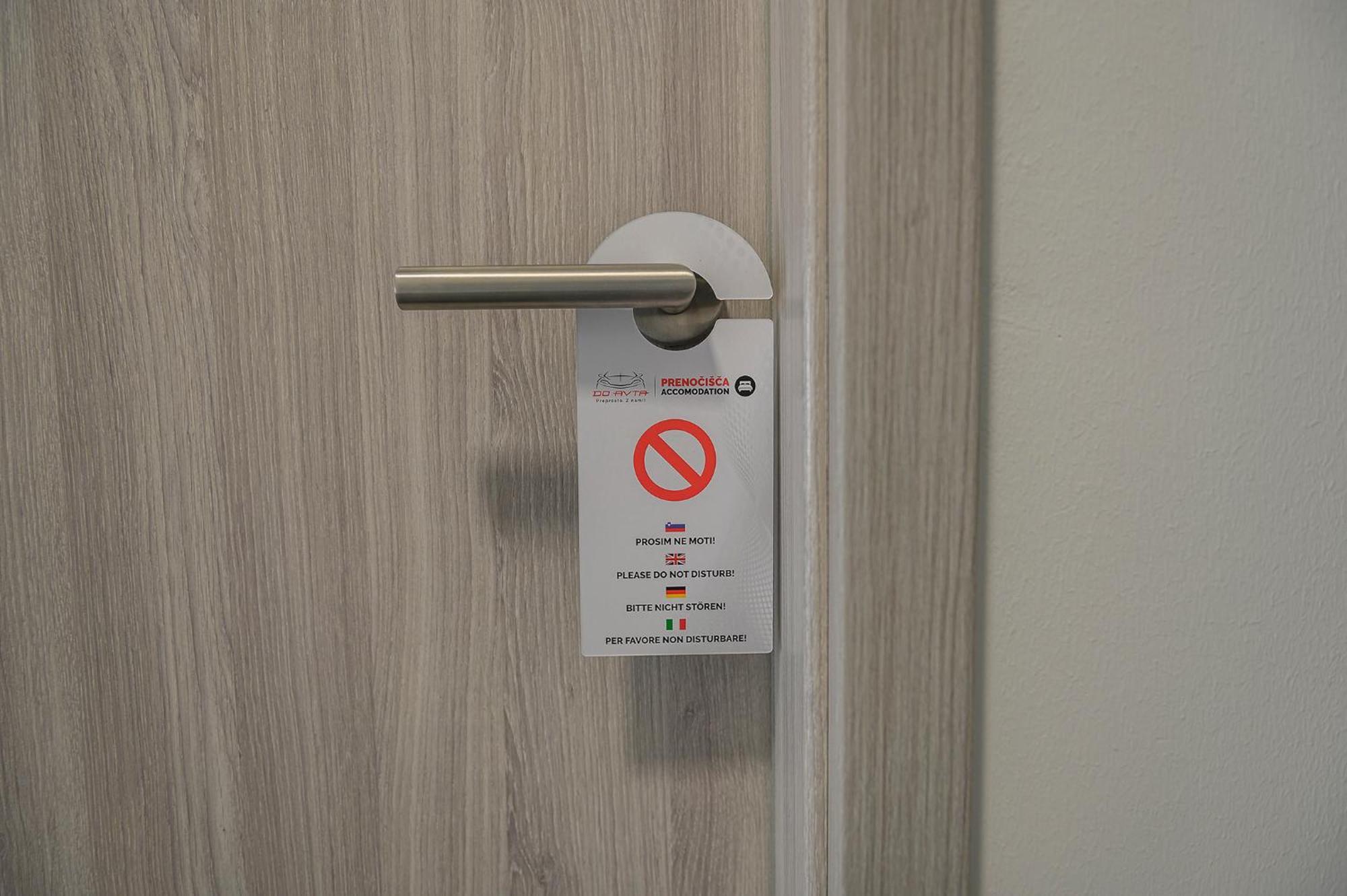 Do Avta Rooms Любляна Экстерьер фото