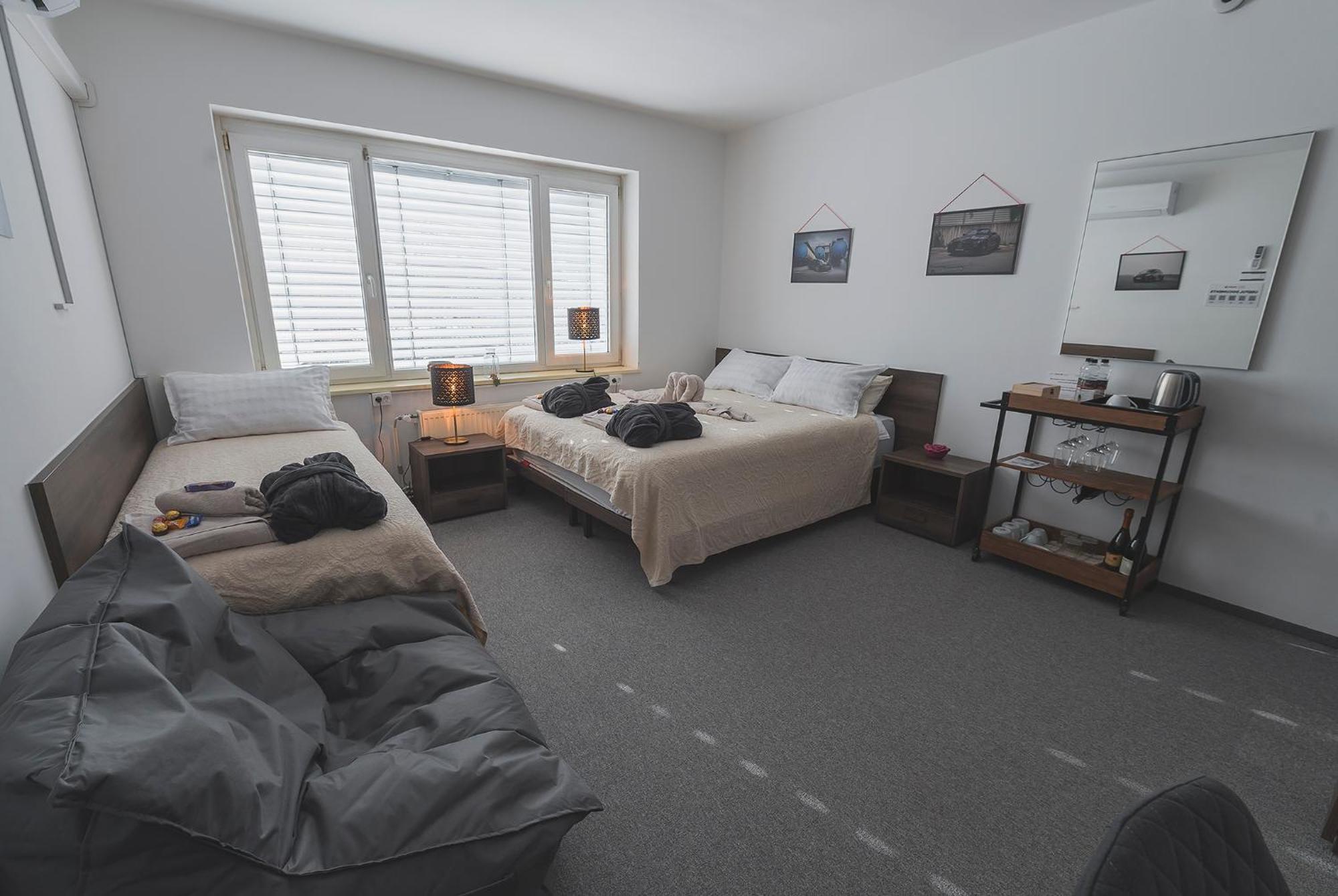 Do Avta Rooms Любляна Экстерьер фото