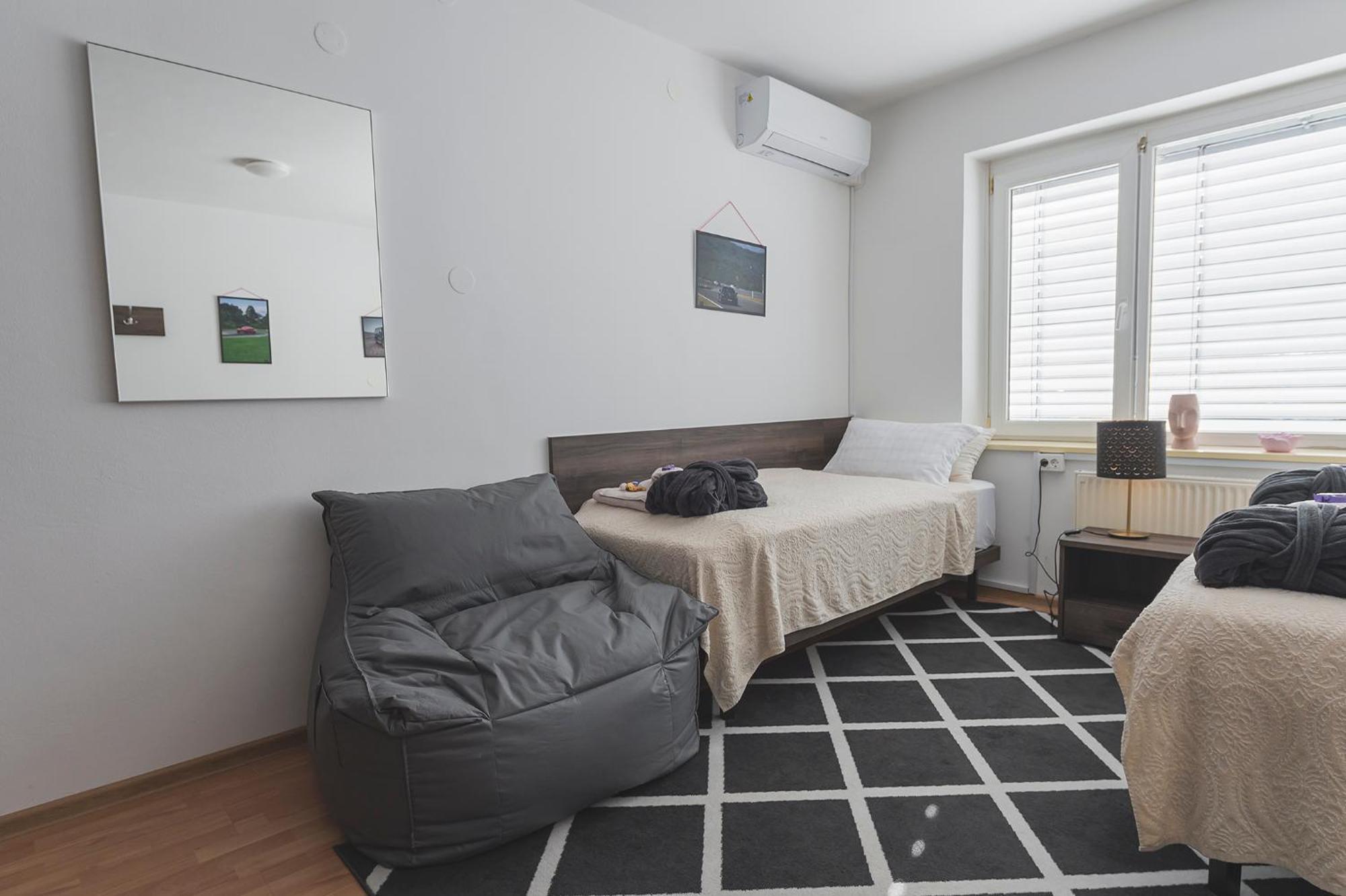 Do Avta Rooms Любляна Экстерьер фото