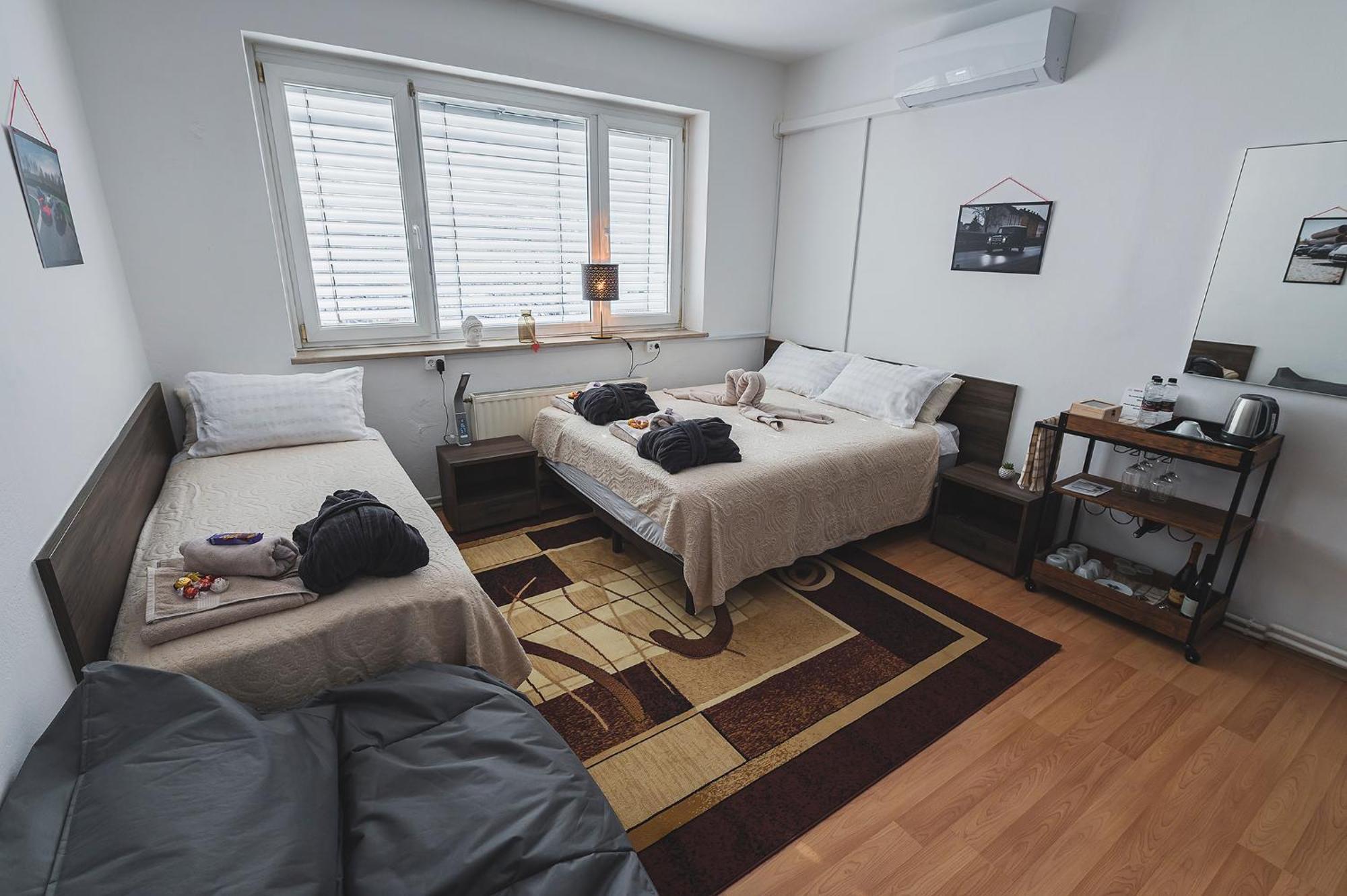Do Avta Rooms Любляна Экстерьер фото