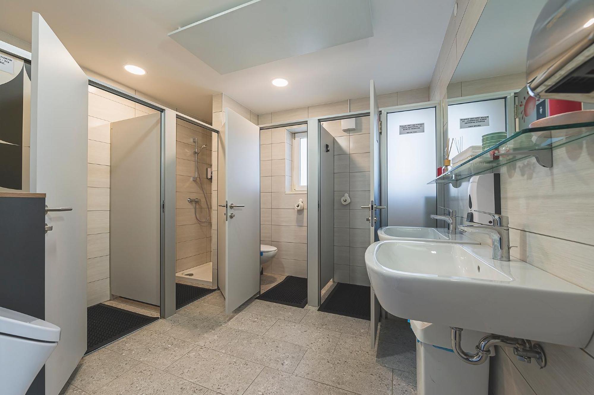 Do Avta Rooms Любляна Экстерьер фото